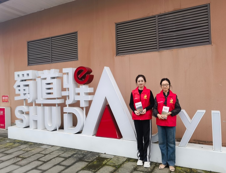 1696748255339393.jpg 1696748255339393.jpg