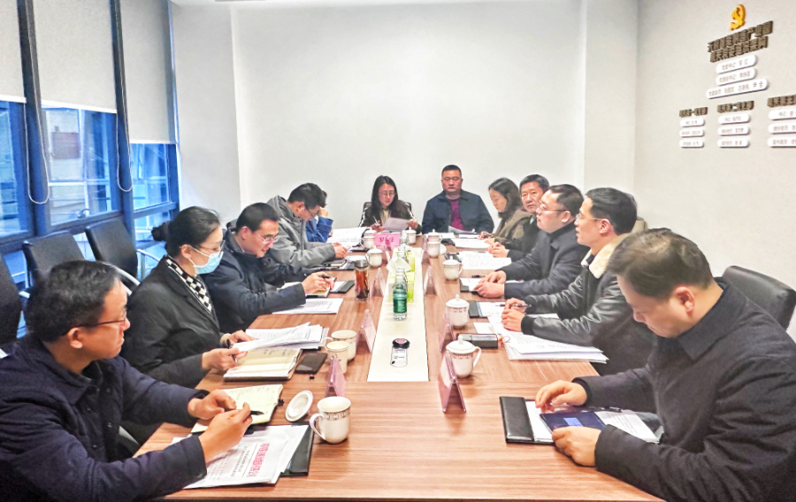 蜀交航油公司與新津區(qū)人民政府舉行工作座談?wù)掌?jpg