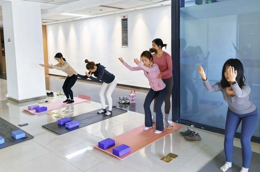 1744163560200858.jpg 1.瑜伽活動_1.JPG